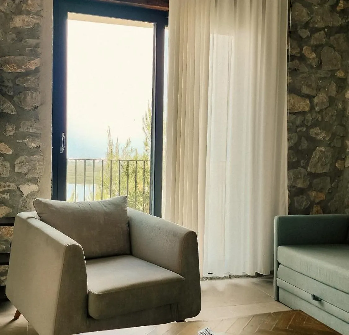 Rustico Guest House Shiroka 0*,  Albania